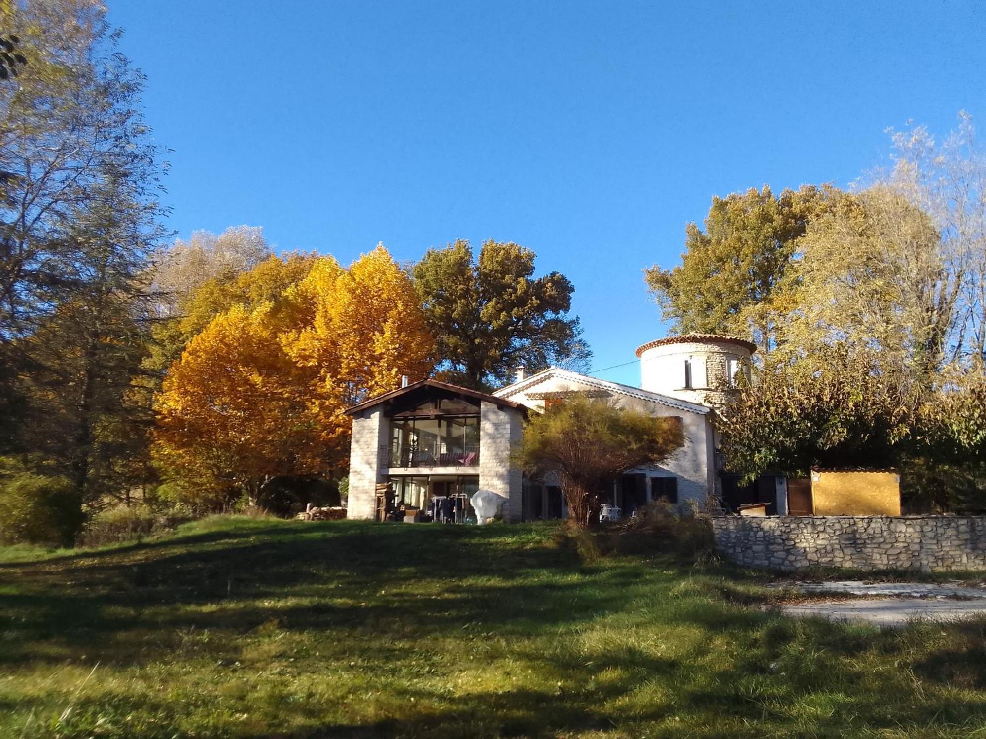 Les Favouilles - Gite & Chambres D Hotes Dauphin Exterior foto
