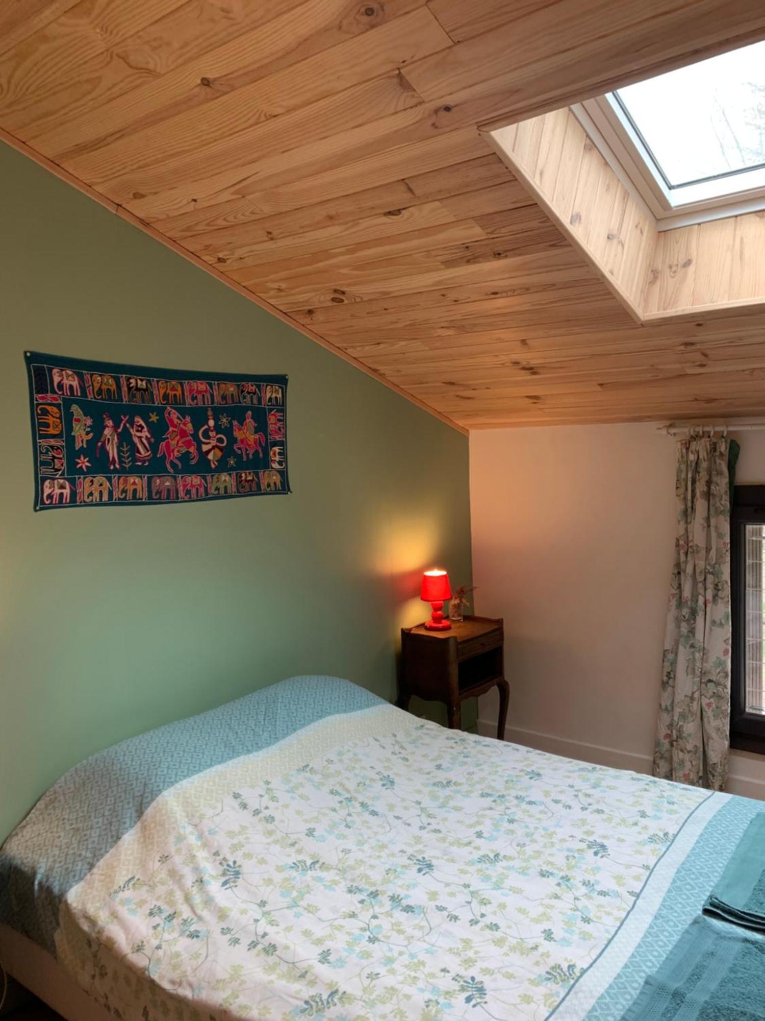 Les Favouilles - Gite & Chambres D Hotes Dauphin Quarto foto